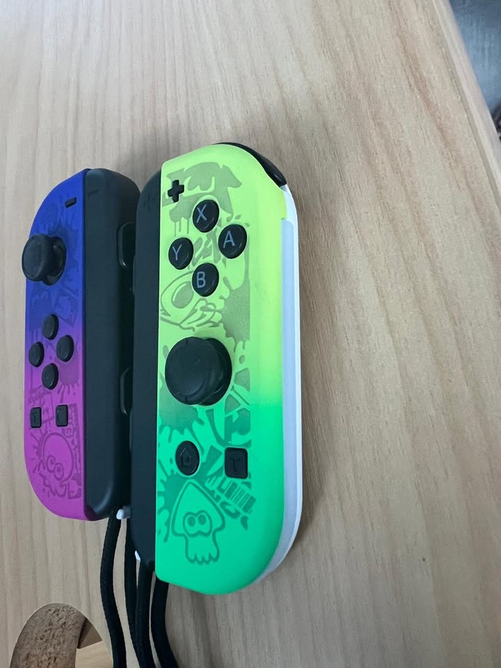 Wireless LED Controller for Nintendo Switch (Purple-Green)